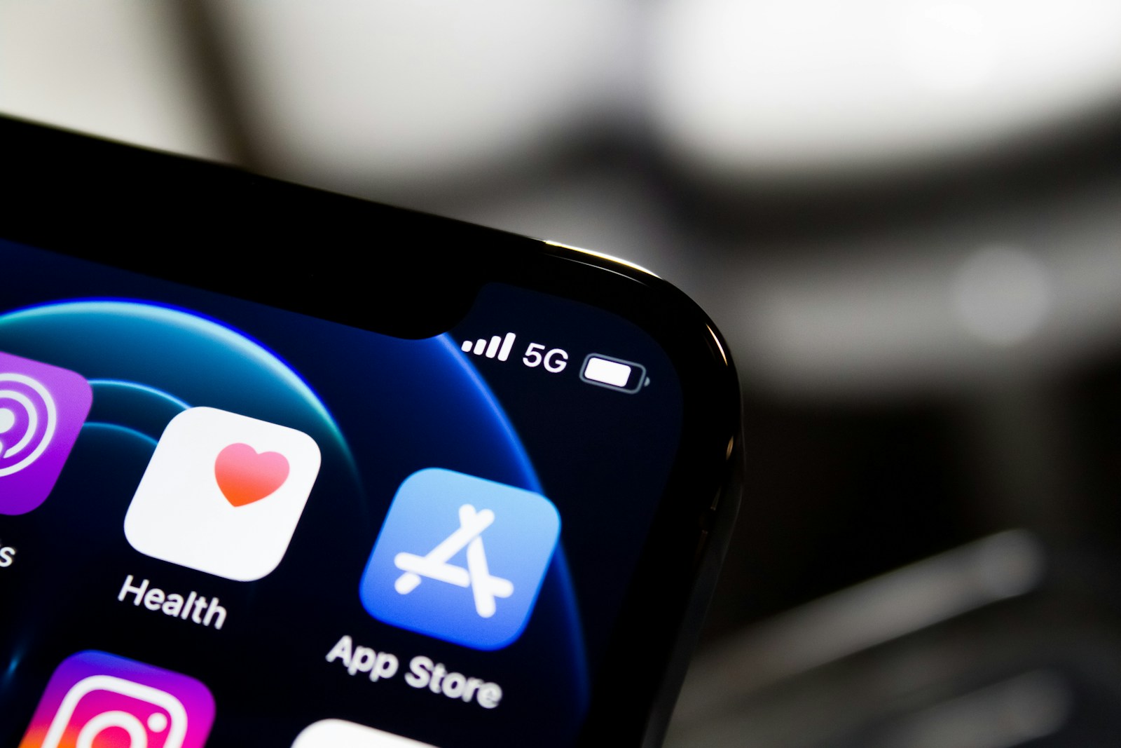 Useful apps to download when moving to Switzerland